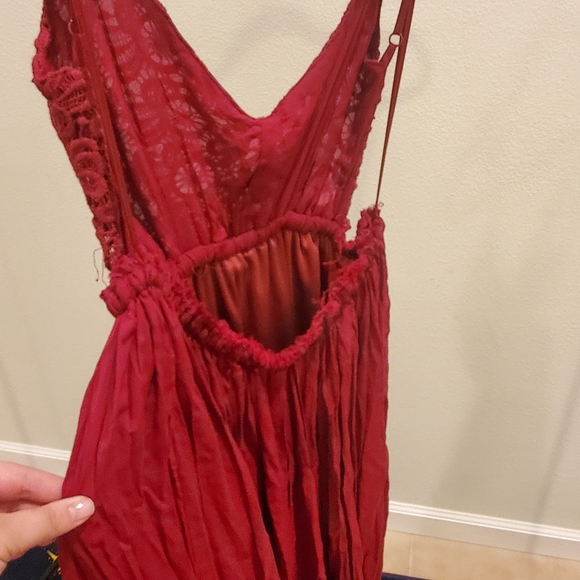 maroon maxi🏷NWT - Picture 4 of 5